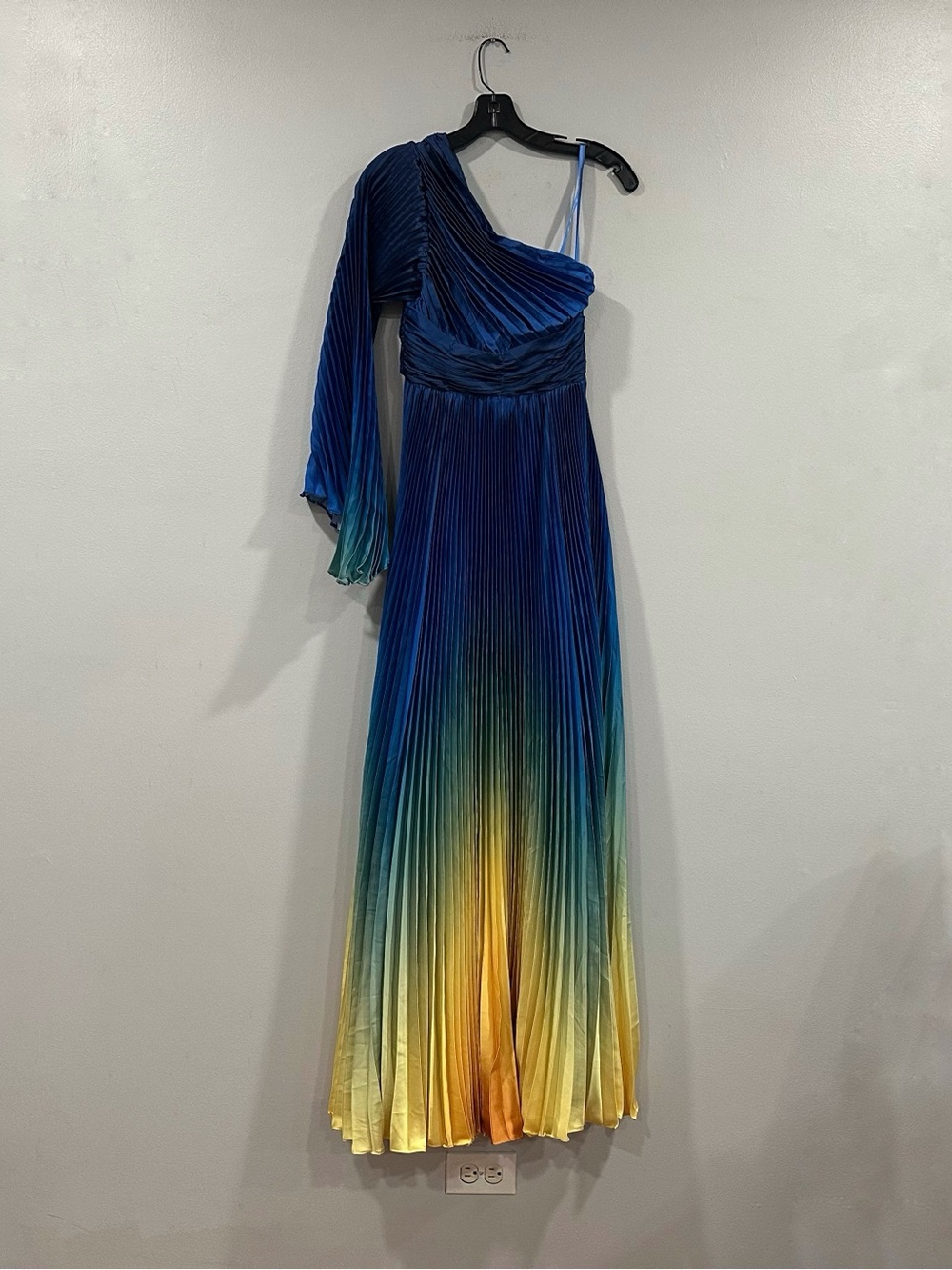 Mac Duggal 49903 Blue Pleated Charmeuse One Shoulder Ombre Gown sz 4 - Picture 7 of 14